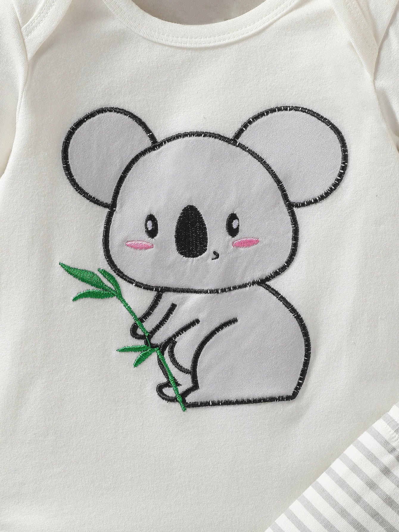 Baby Boy 4-Piece Elephant Set - Outfit with Hat, Gloves & Bib