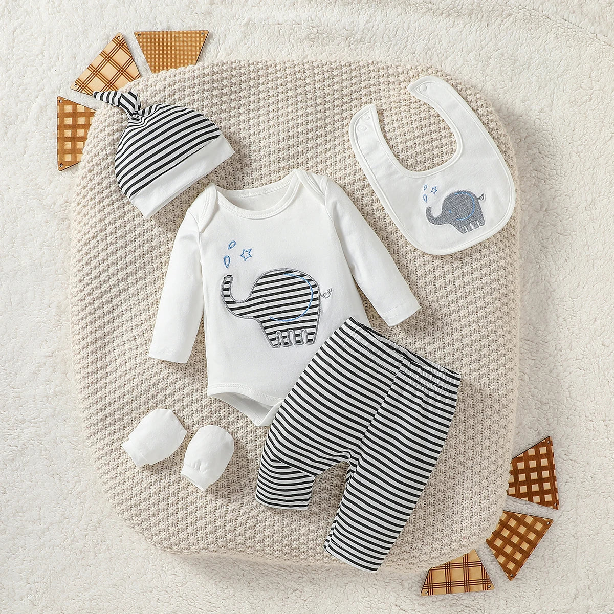 Baby Boy 4-Piece Elephant Set - Outfit with Hat, Gloves & Bib