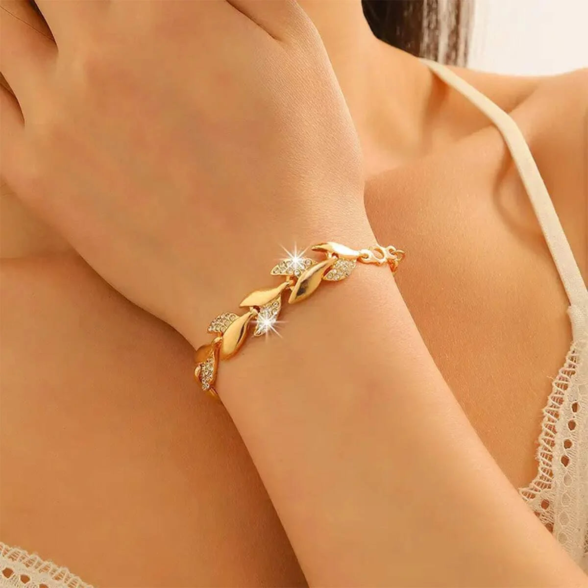 Hip Hop Leaf Bracelet | Gold Crystal Stone Pendant Adjustable Chain | USA