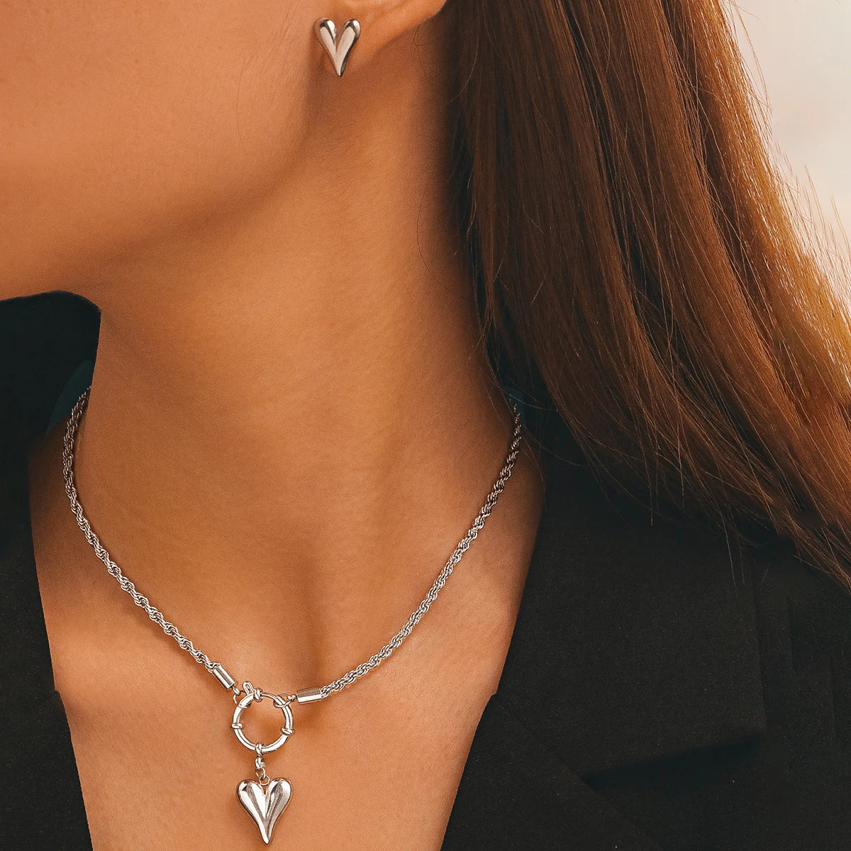 Stainless Steel Necklace Superior Feeling Delicate Twist Chain Chic Heart Pendant Gorgeous Necklace For Women Jewelry Handmade
