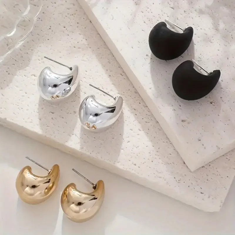 Vintage Teardrop Stud Earrings - Elegant Lightweight Set