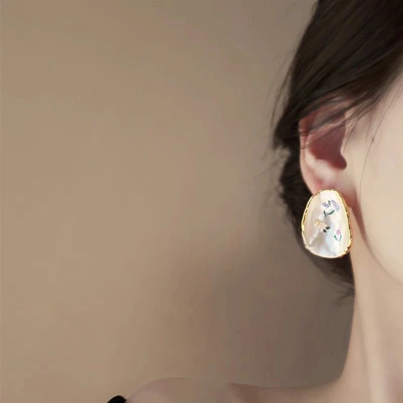 French Oil Painting Flower Earrings - Elegant Shell Vintage Wedding Gift