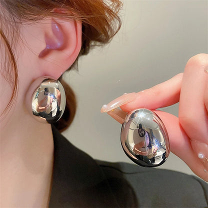 Hollow Oval Stud Earrings - Exquisite Metal Smooth OL Style