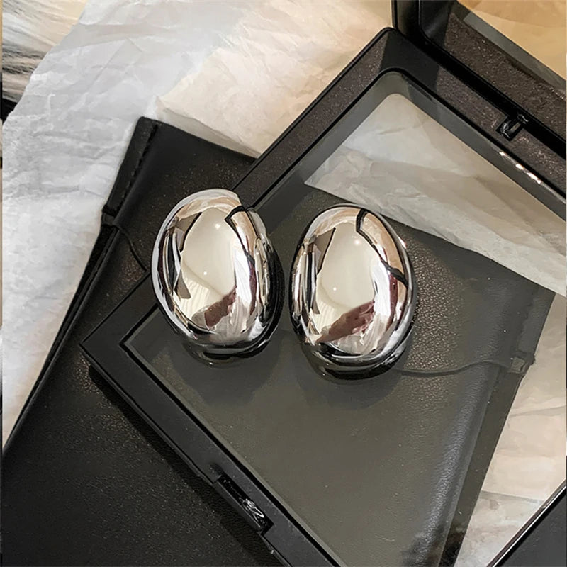 Hollow Oval Stud Earrings - Exquisite Metal Smooth OL Style