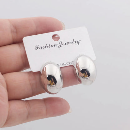 Hollow Oval Stud Earrings - Exquisite Metal Smooth OL Style